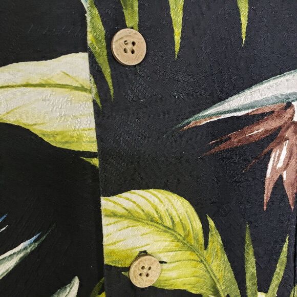 Paradise Collection Men's Shirt Size XL 100% Fine Washable Silk Hawaiian Button - Picture 7 of 11